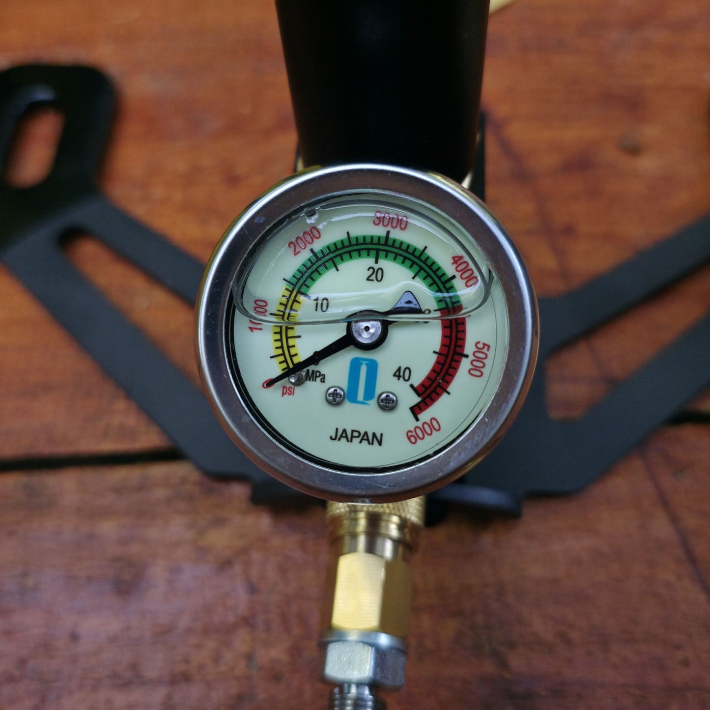 Bombín PCP Bomber Four 4 Etapas 6000 PSI con Filtro Jumbo