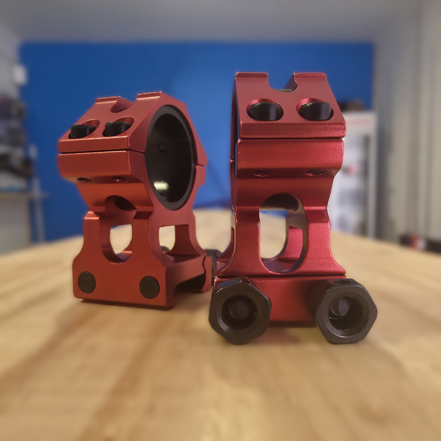 Montura Apolo Alta Picatinny 22 mm  Tubo 25–30 mm  Rojo/Dorado